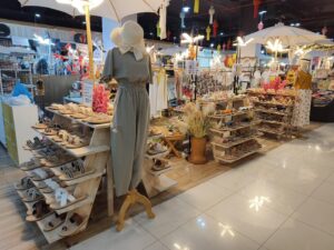 RakLy Handmade Mixt Chatuchak