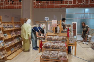 big c vpada with sandals