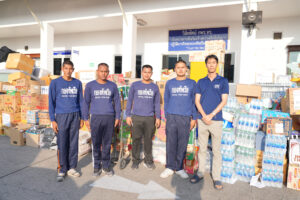 Sandals World Supports Flood-Affected Families 2025