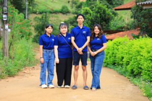 Traditional Thai Art with Sandals World