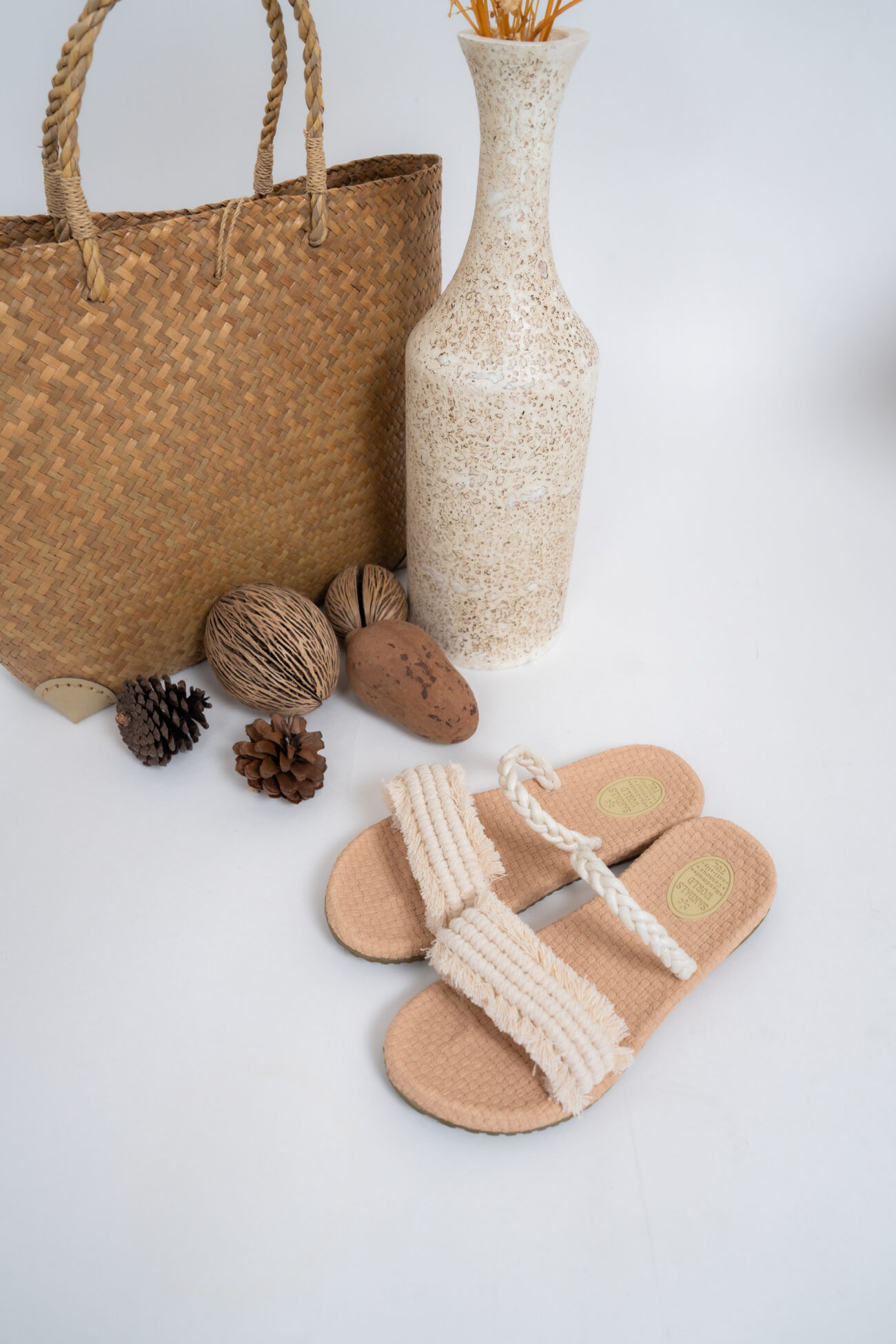 Art-&-Craft-Sandals-with-sandals-world