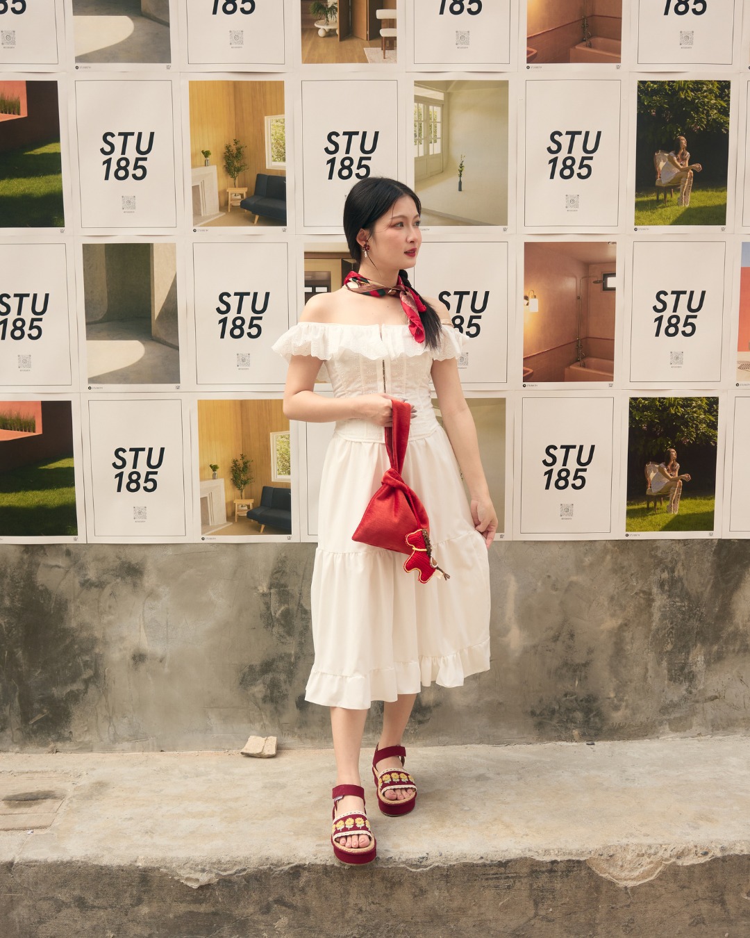 Hug-Craft-Pop-Up-Store-wiyh-vpada-and-sandals-world