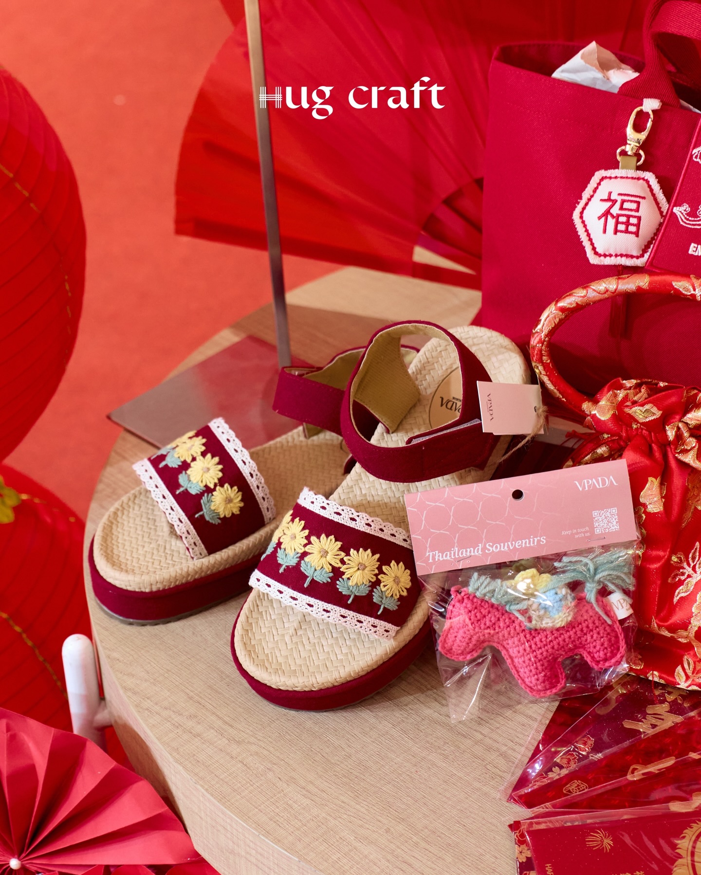 Hug-Craft-Pop-Up-Store-wiyh-vpada-and-sandals-world