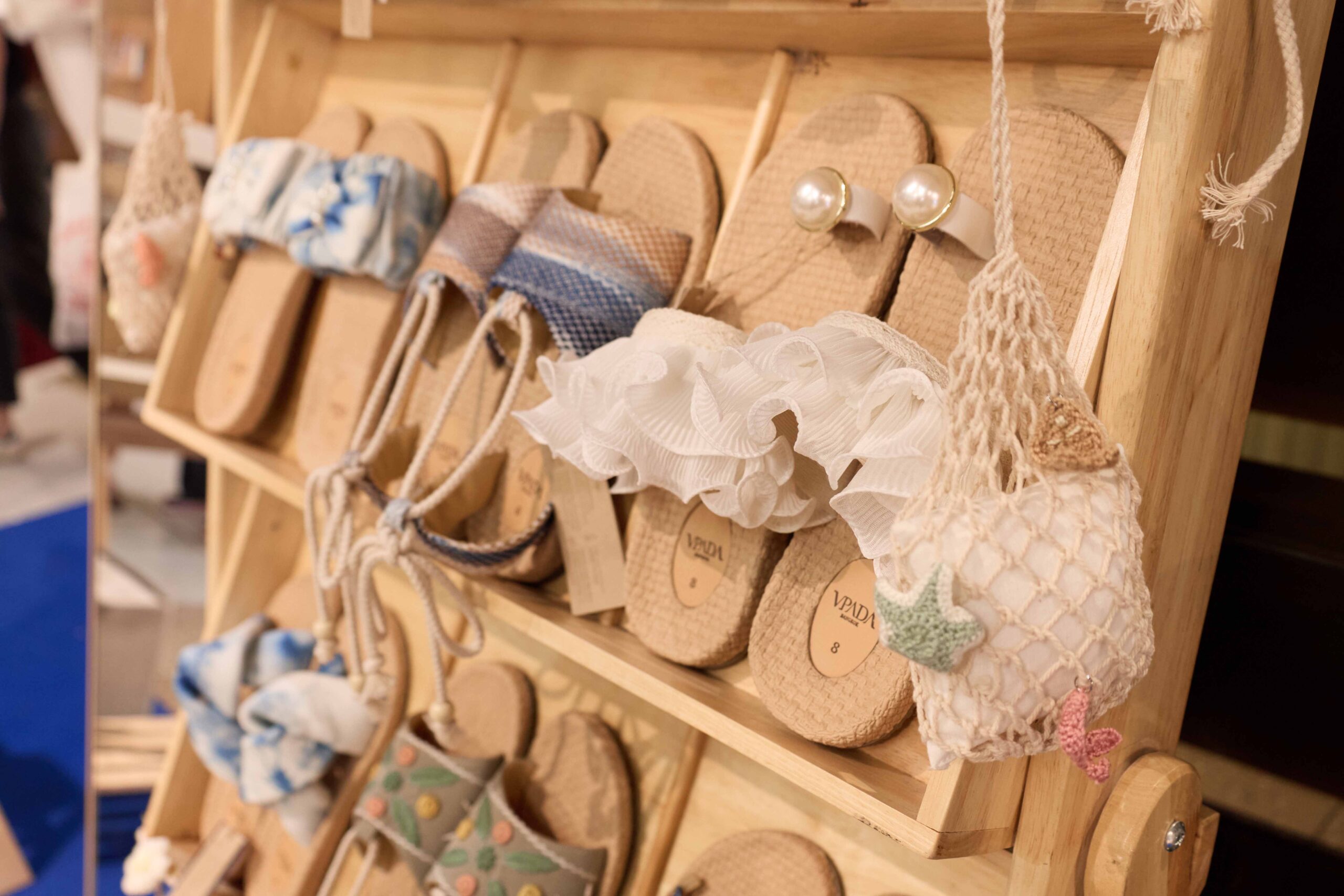 discover-the-soul-of-thai-craftsmanship-with-handmade-sandals