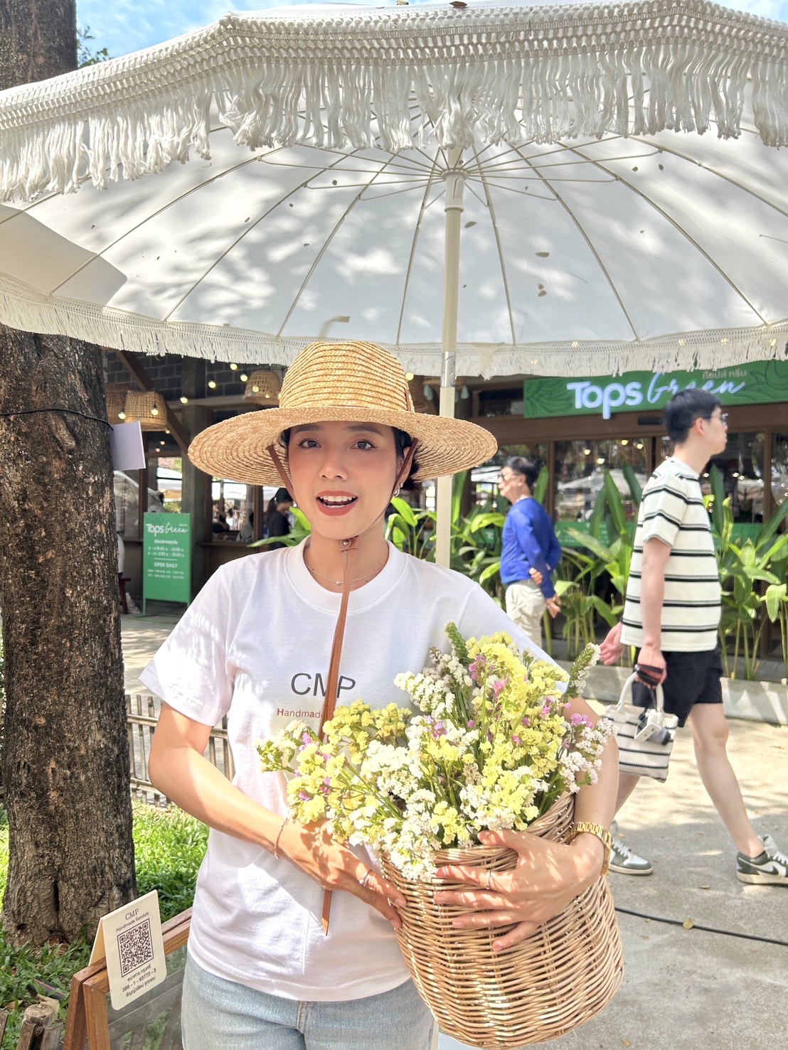 Sustainable-Thai-Craft-Sandals-Stylish-Eco-Friendly-Footwear 