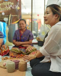 When-Sandals-Tell-the-Story-of-a-Community
