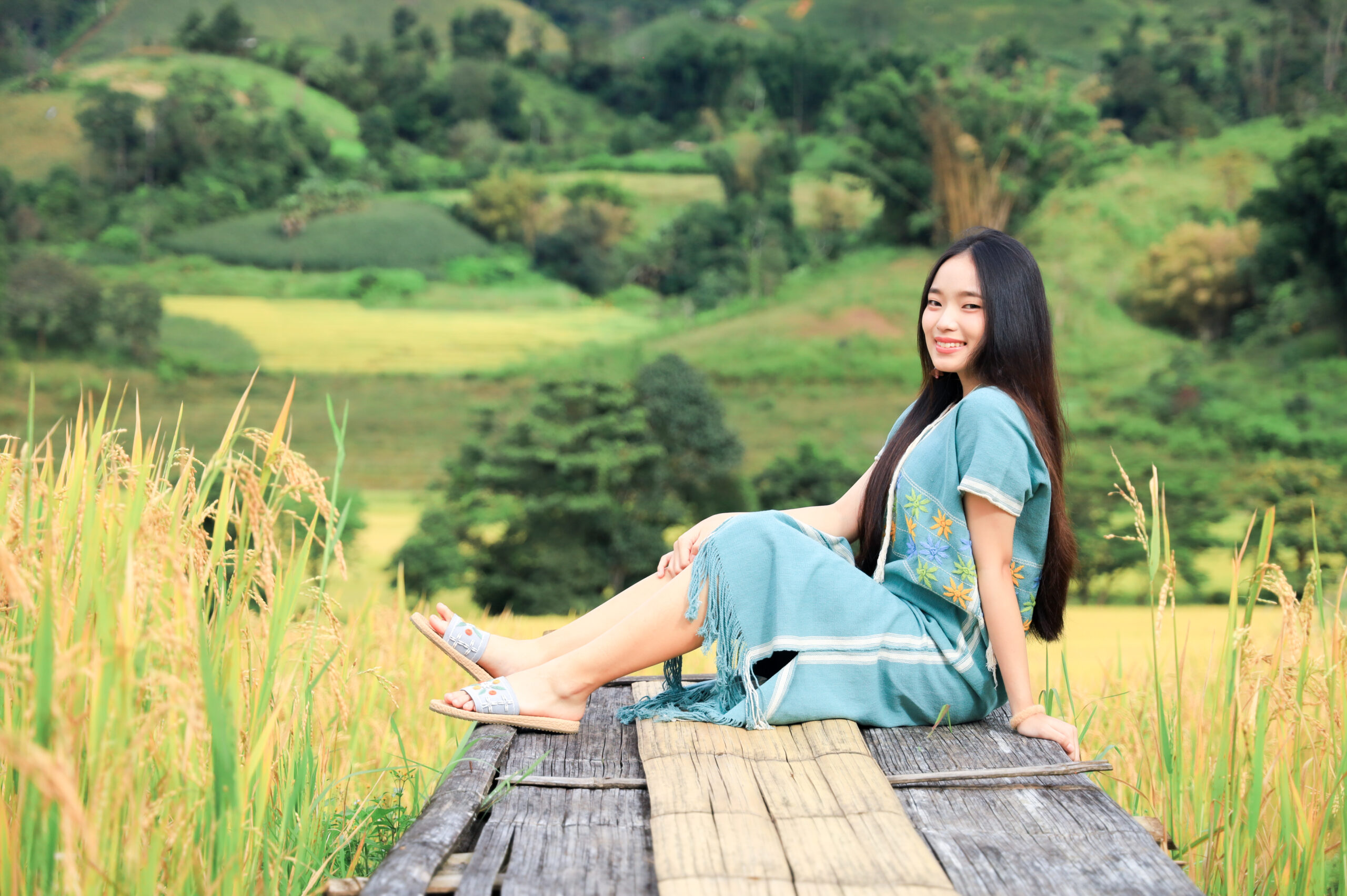 sw-green-sustainable-thai-craft-sandals